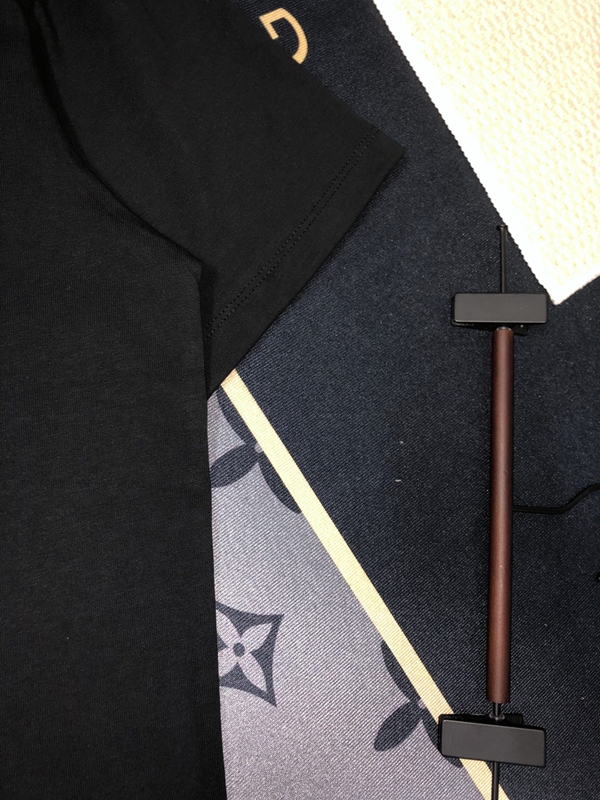 ブランドTシャツ細部ディテール